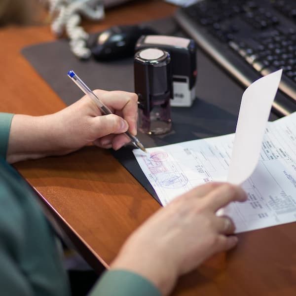 Как рассчитать и оплатить все таможенные платежи: инструкция от Logistic Service